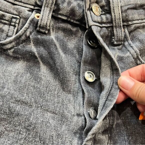 Wild Fable Acid Wash Highest Rise Cutoff Shorts Women’s 2 - Picture 4 of 4